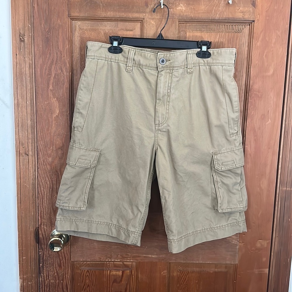 Perry Ellis America Men’s Tan Cargo Shorts Size 34